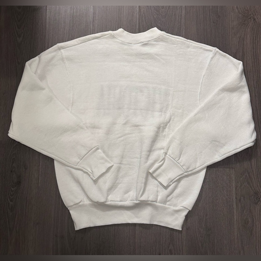 Vintage Victoria Embroidered Crewneck Sweater - Picture 2 of 4